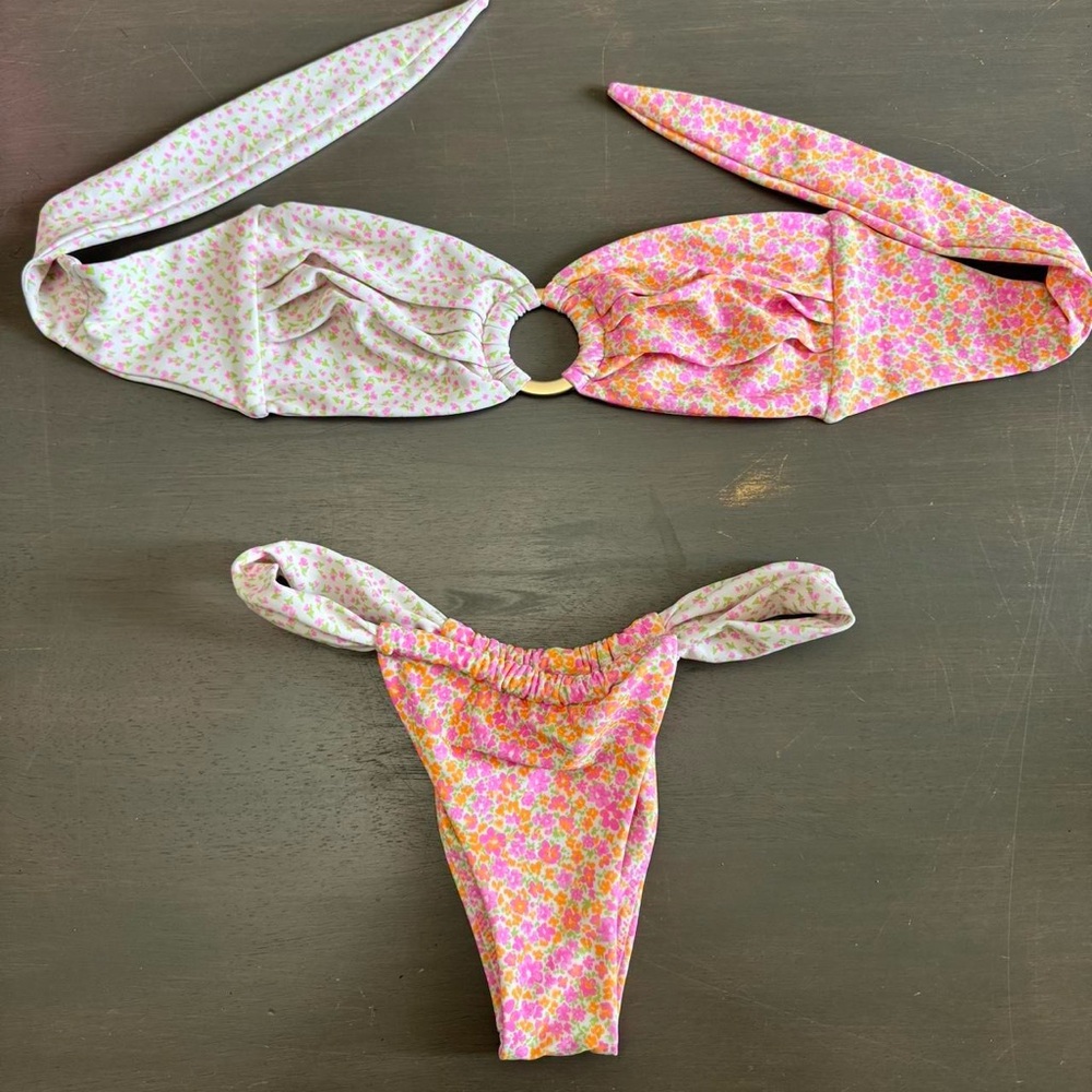 Kulani Kinis Bandeau Bikini set